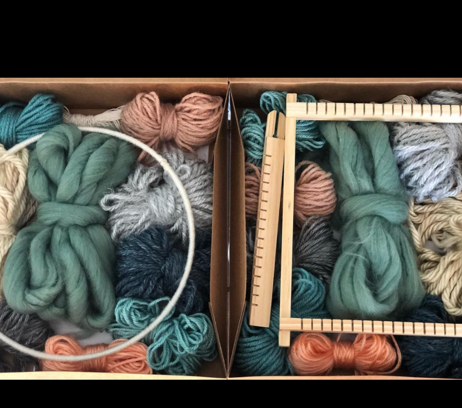 Weaving kit